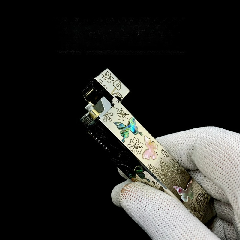 ไฟแช็กน้ำมันก๊าดทองเหลืองสี่เห - Vintage Collectible Lighters บทวิจารณ์และราคา